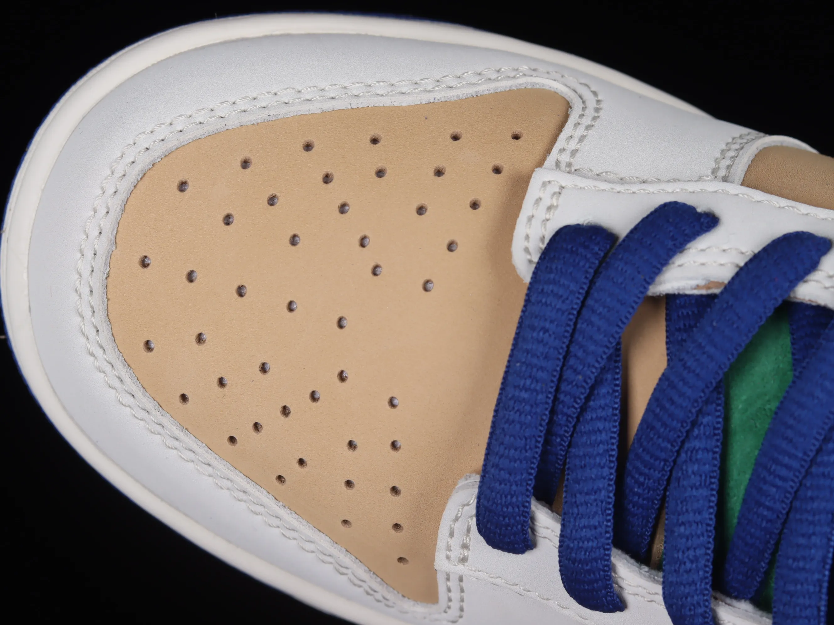 All Categories Nk SB Dunk Series Nk SB Dunk Low Low-top sneakers Nk SB Dunk Low Qatar World Cup themed SB low-top sports and leisure sneakers BR2022-884